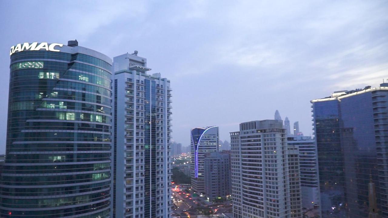 Elegance Hostel Dubai Luaran gambar